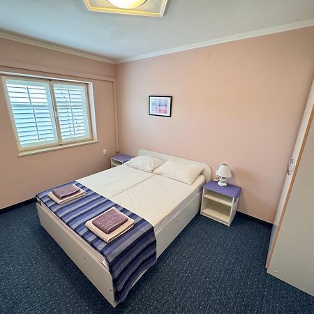 Antonio Apartments Trogir Eksteriør billede